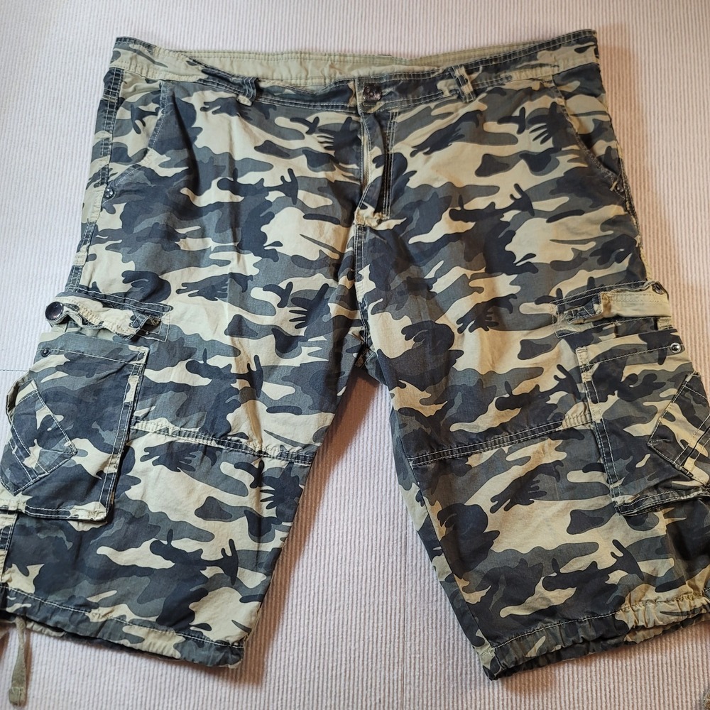 FS Fashion Camo Cargo Street Shorts size 40 fishing Camping large pockets